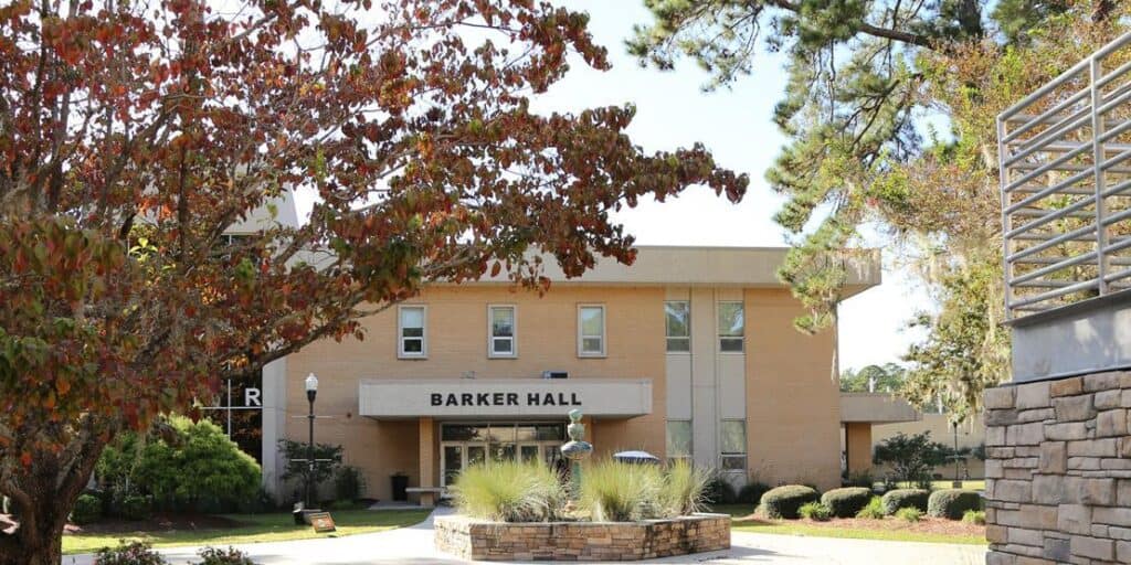 Barker Hall, New Bern Campus building