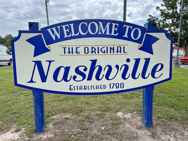 Town of Nashville sign