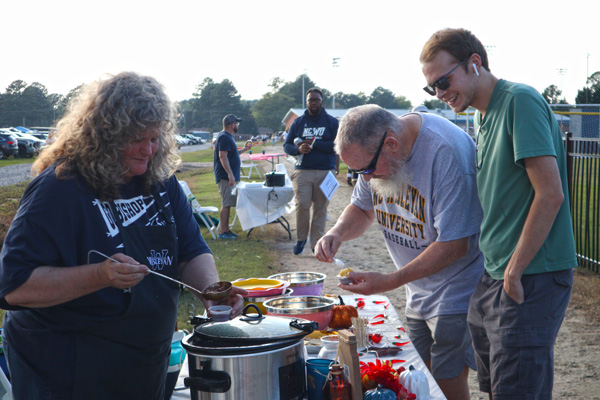 Homecoming-Night_6024-web