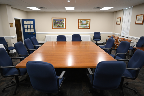 BOT-Board-Room-DSC_8769-web